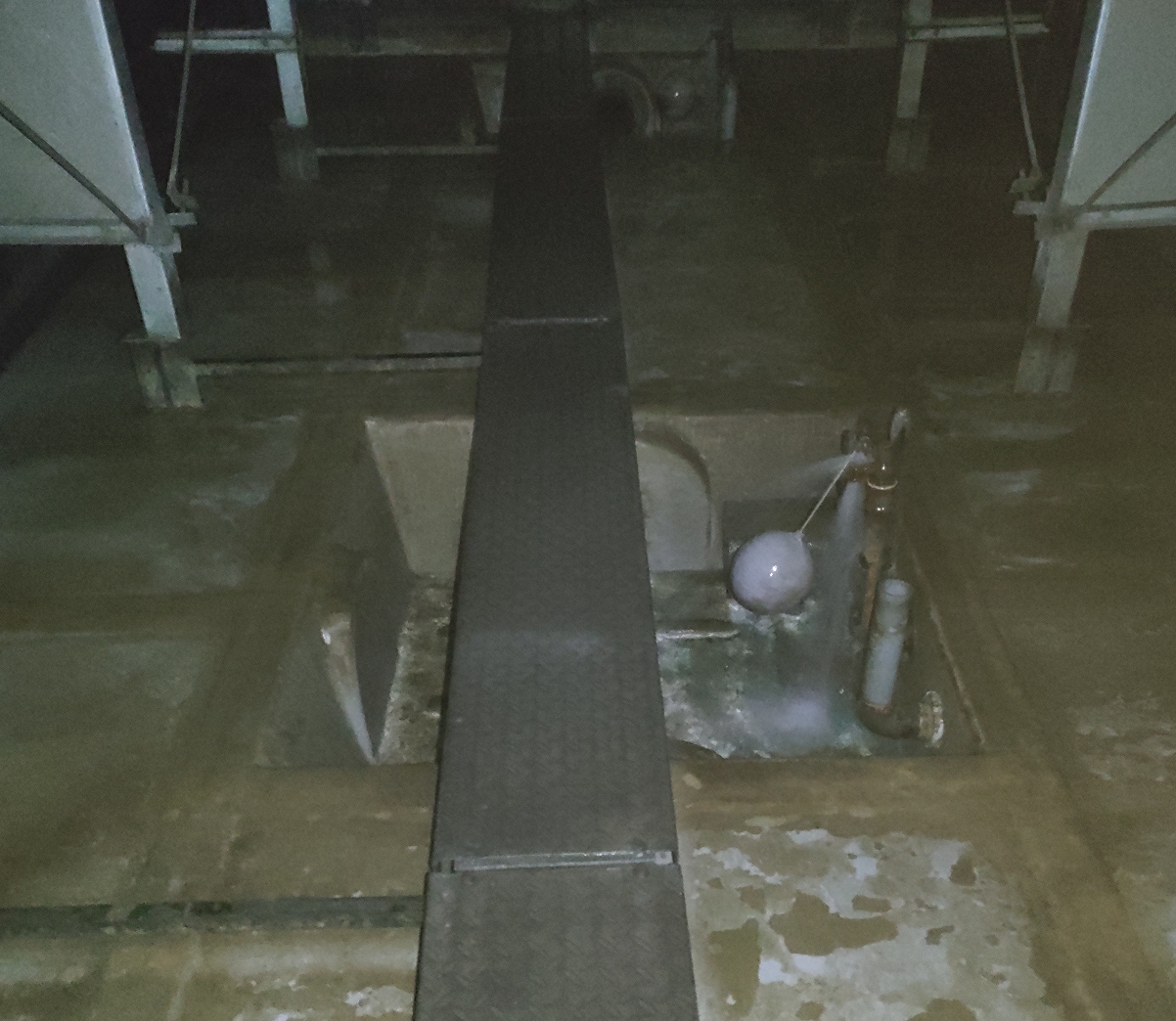 循环水系统管道淤泥水垢堵塞了怎么办-循环水系统清洗保养-东莞循环水处理